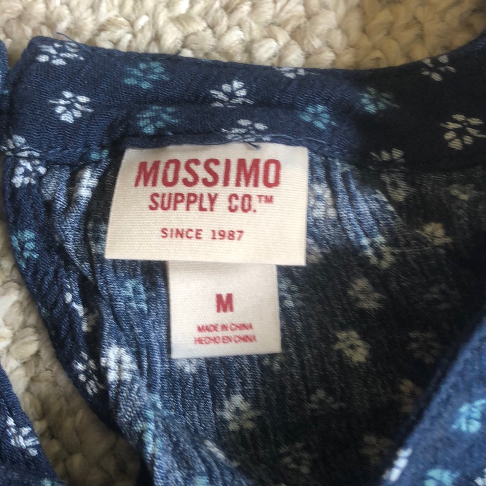 Floral Navy Long Sleeve - Picture 4 of 4